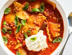 Lasagne-Suppe: Ein Cremiger Traum Lasagne-Suppe: Ein Cremiger Traum